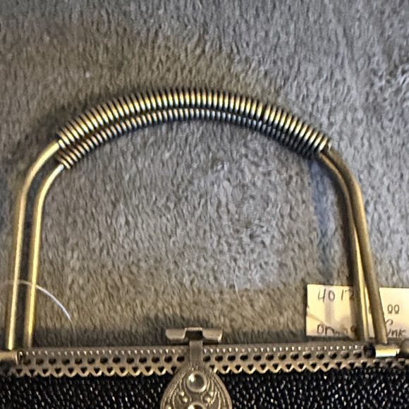 Unique Vintage Black Beaded Clutch with Sunflower Design - Picture 5 of 6